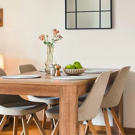 Kwartal Kamienic Old Town View By Elite