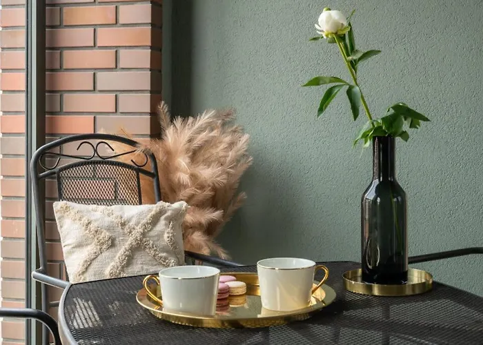 Kwartal Kamienic Old Town View By Elite