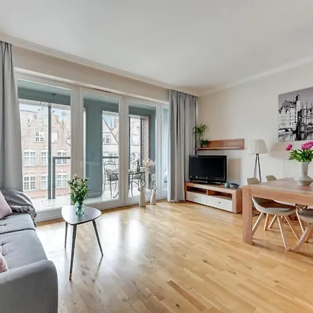 Kwartal Kamienic Old Town View By Elite