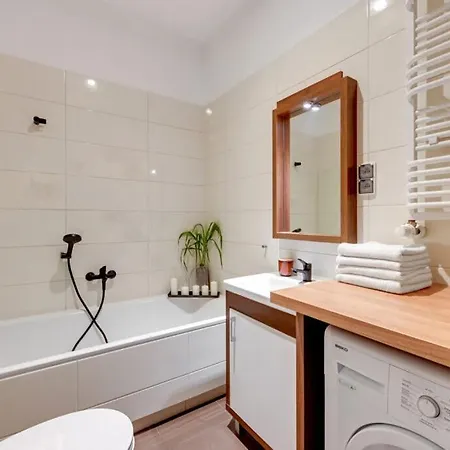 Kwartal Kamienic Old Town View By Elite *