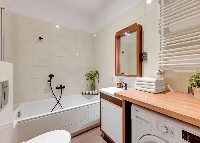 Kwartal Kamienic Old Town View By Elite *